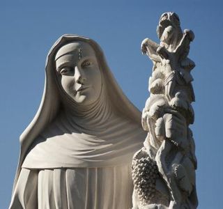 Statua Di Santa Rita