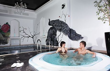 SPA Center Adam and Eve