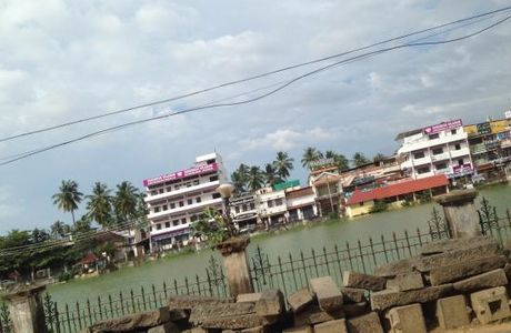 Sreevaraham Temple Pond