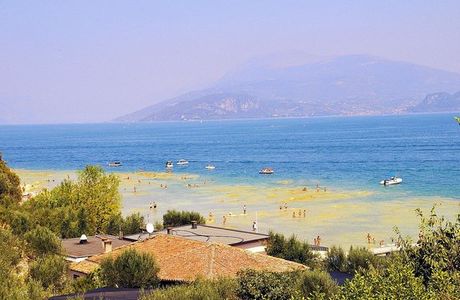 Spiaggia Comunale di Santa Maria di Lugana