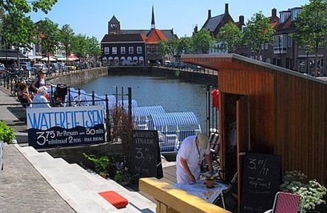 Waterfietsenverhuur De Kaaie