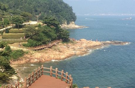 Yi Sun-shin Park