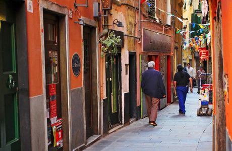 Via Macelli di Soziglia