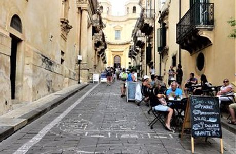 Via Corrado Nicolaci