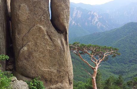 Ulsanbawi Rock