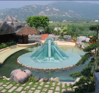 Dongshanhu Hot Spring Resort