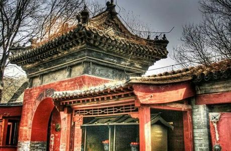Hongluo Temple