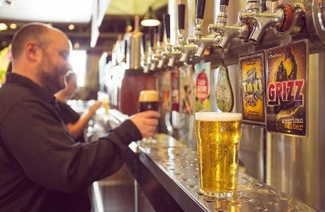 2 Brothers Brewery & Beer Hall