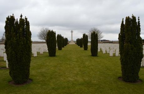 Mendinghem Military Cemetery