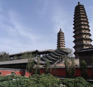Twin Pagoda Temple (Shuangta si)
