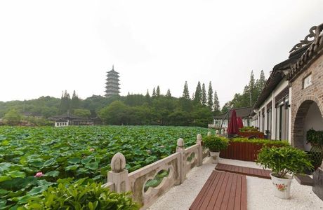 Fengshan Park, Fengqing