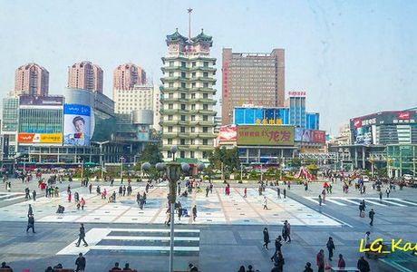 ZhengZhou DeHua BuXing ShangYeJie