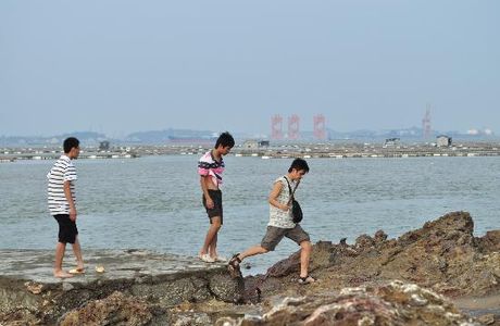 Volcanic Island Scenic Resort of Fangchenggang