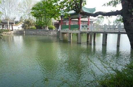 Xi'an Fengxiang East Lake