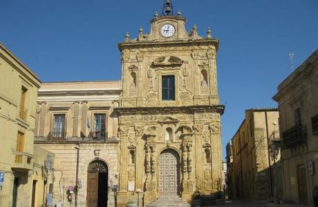 Old town centre of Naro