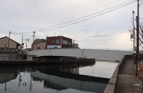 Ikuji Nakabashi Bridge