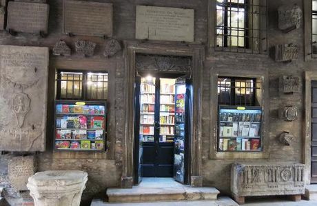 Libreria Athena Di Montesello Anna