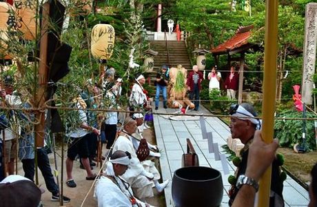 Yamashiro Onsen Shobu-yu Matsuri