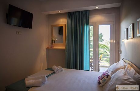 Room 52