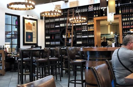 Cru Winebar & Bistro