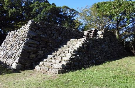 Futamata Castle Ruins