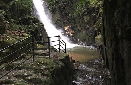 Kumomi Fall
