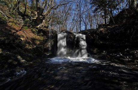 Kaneyama Waterfall