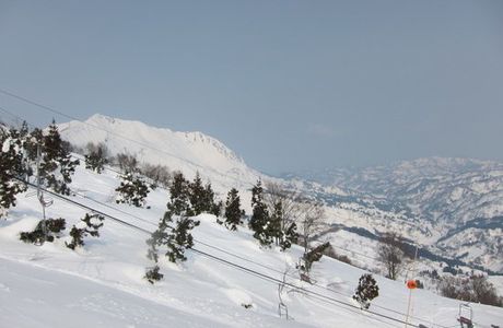 Charmant Hiuchi Snow Resort