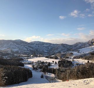 Yuzawa Park Ski Resort