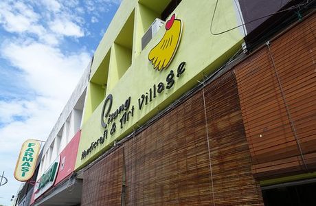 Pisang Handicraft & Art Village