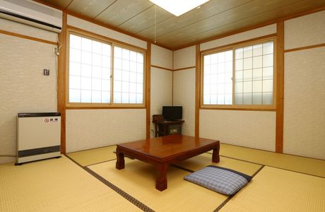 Mominoki House