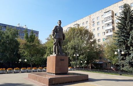 Monument to Kirov