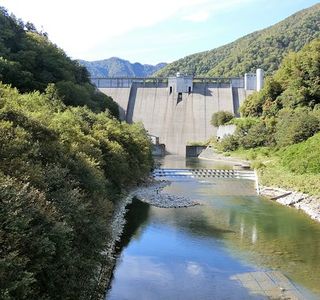 Satsunai River Dam Karyu Park