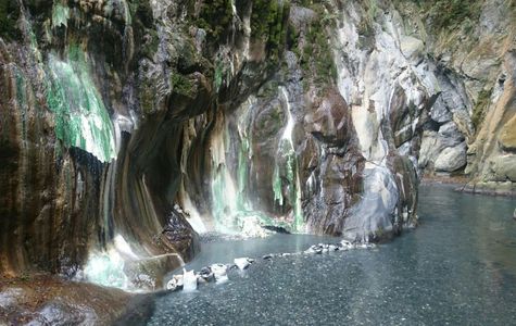 Li Song Hot Spring 1