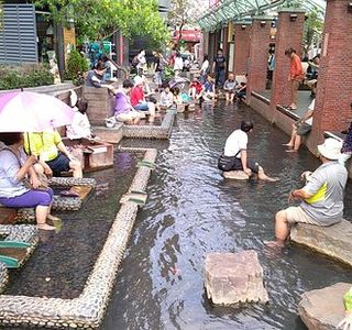 Tangweigou Jiaosi Hot Spring Park