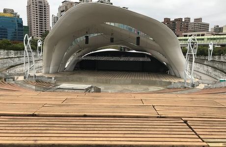 Theater in the Round