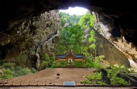 Tub Tao Cave