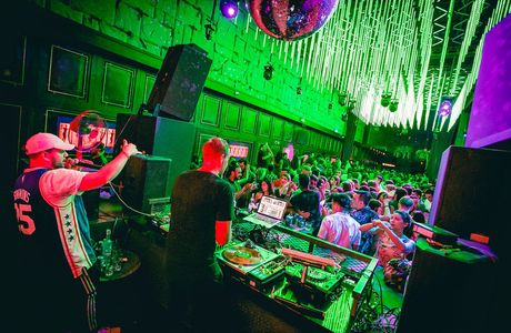 The Club At Koi
