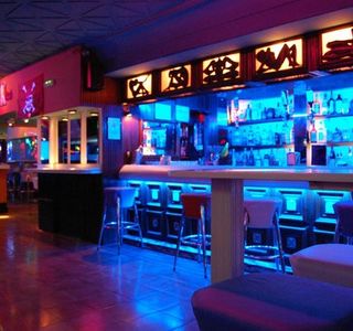 Neon Dancing