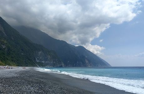 Chongde Bay