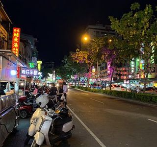 Guanghua Night Market