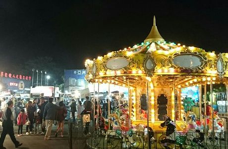 Caoxiedun Renwen Tourism Night Market