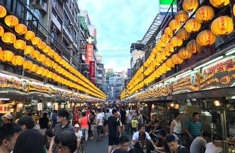 Keelung Miaokou Night Market