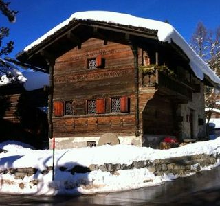Nutli-Huschi Folk Museum (Heimatmuseum Nutli-Huschi)