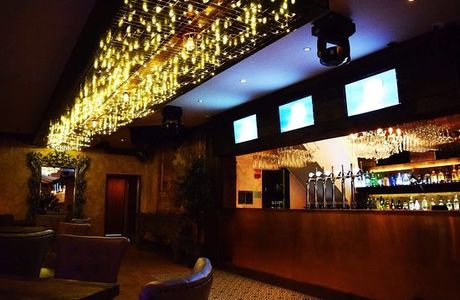 Lola's Cocktail Bar