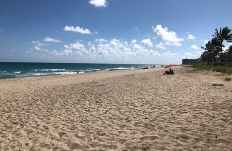 Mid-Town Municipal Beach