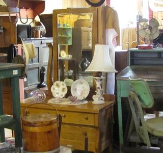 Boone's Antiques