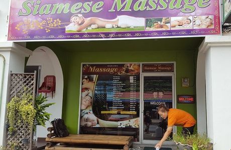 Siamese Massage