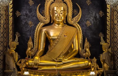 Phra Buddha Chinnarat