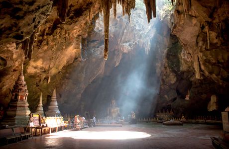 Wat Pu Lua Cave